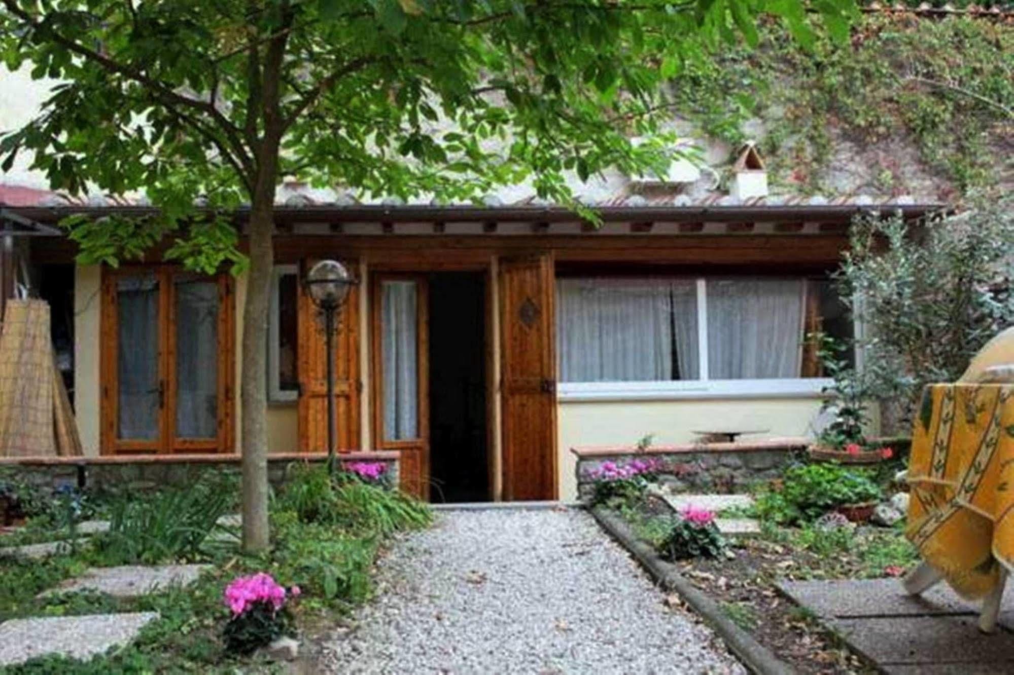 Affittacamere Casa Corsi ฟลอเรนซ์ ภายนอก รูปภาพ